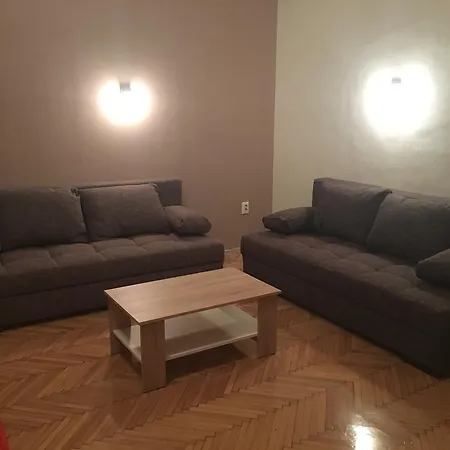 Lovely Vaci Str. Апартаменты Будапешт